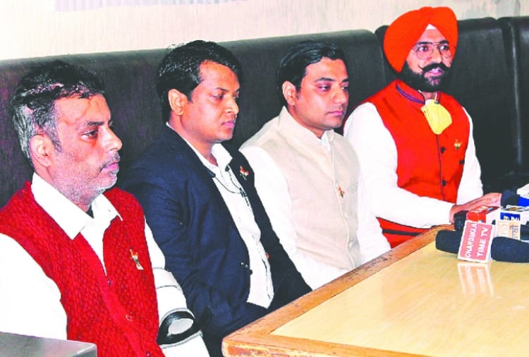 Akhil Bhartiya Parivar Party held Press conference in Chandigarh