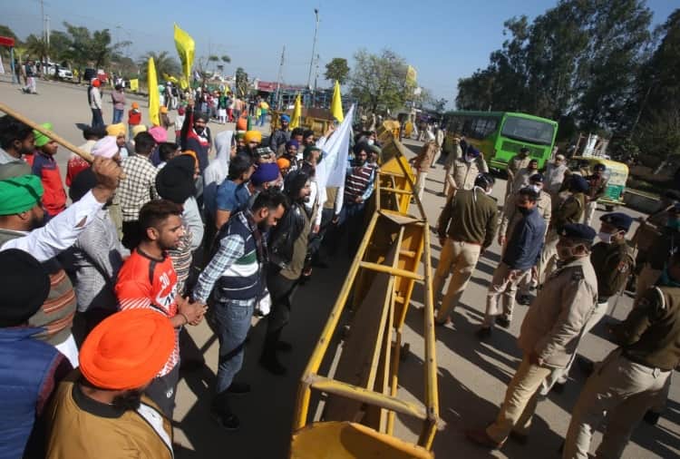 Road jam in Chandigarh in support of farmers