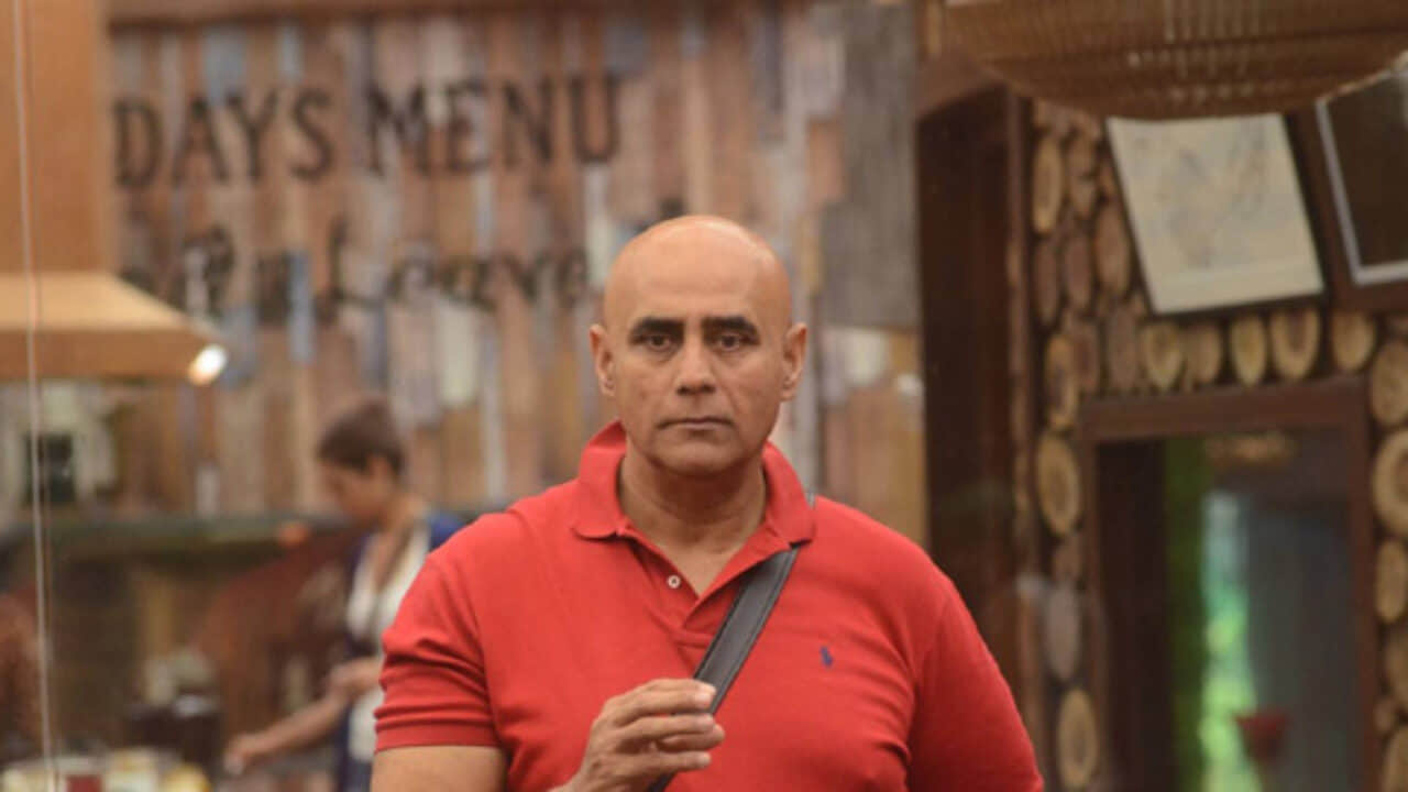 celebs faced hate for negative role on screen mahabharat duryodhan puneet  qubool hai amrapali lalita pawar