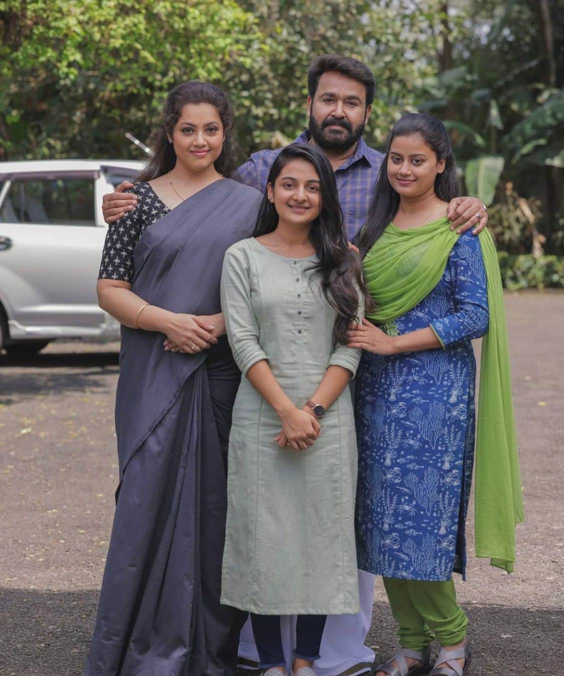 Bollywood actor Akshaye Khanna will be seen in Drishyam 2 Tabu share actor photo on Instagram