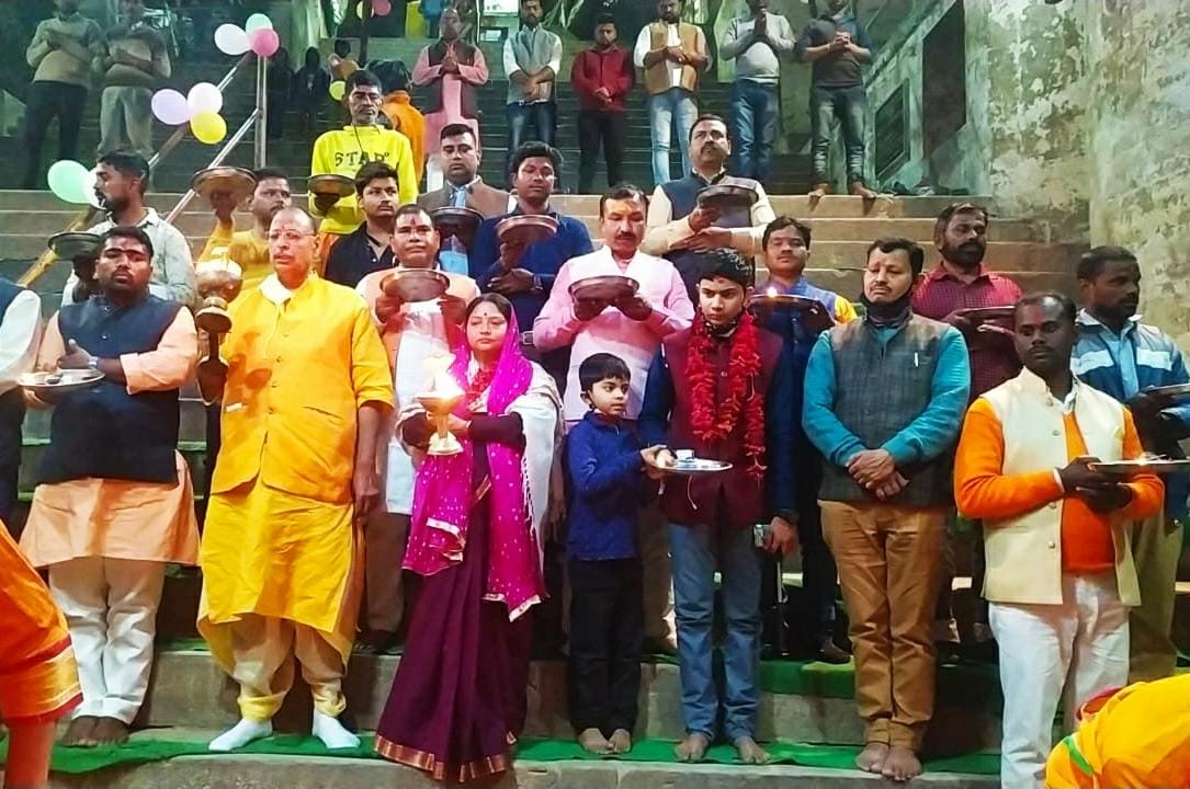 Anamika Chaudhary visited mother Vindhyavasini