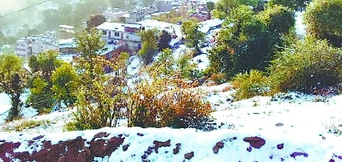 Snowfall in Nepal changed weather patterns, rain still possible