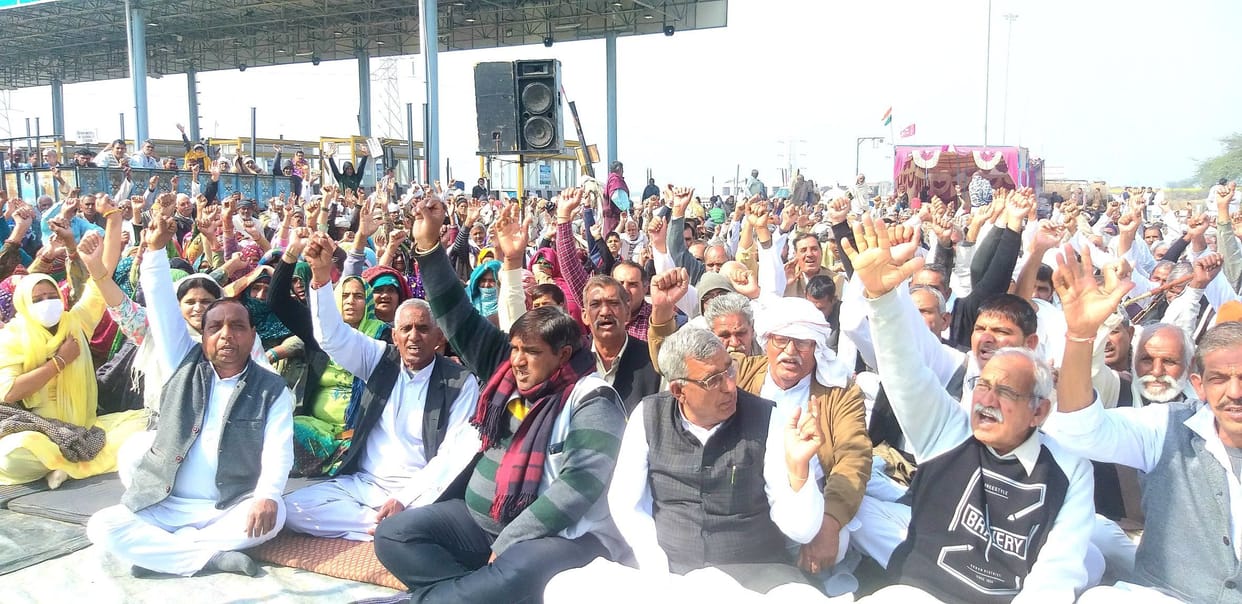 Changing place of Kisan Mahapanchayat, Now farmer leaders Tikait and Chanduni will arrive at Kitlana toll Plaza