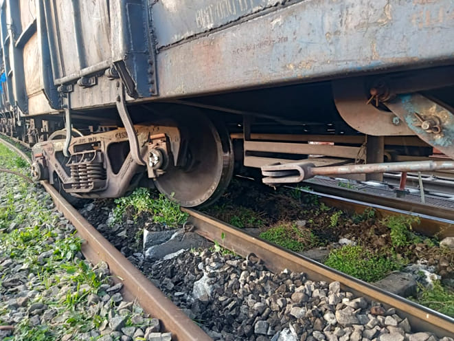 Freight train ran for half a kilometer
