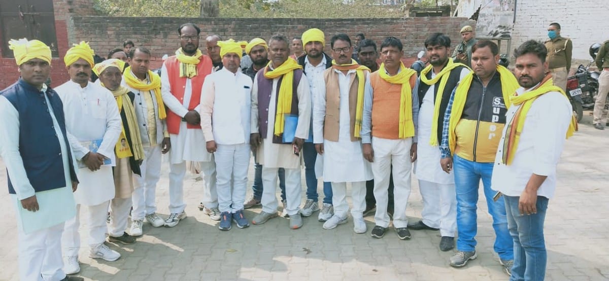 protest against farm law: Protests begin at various places over the farmers movement leaders under house arrest in Varanasi