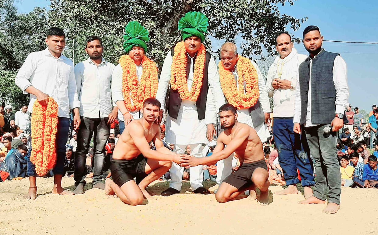 Wrestlers tried their bets in wrestling
