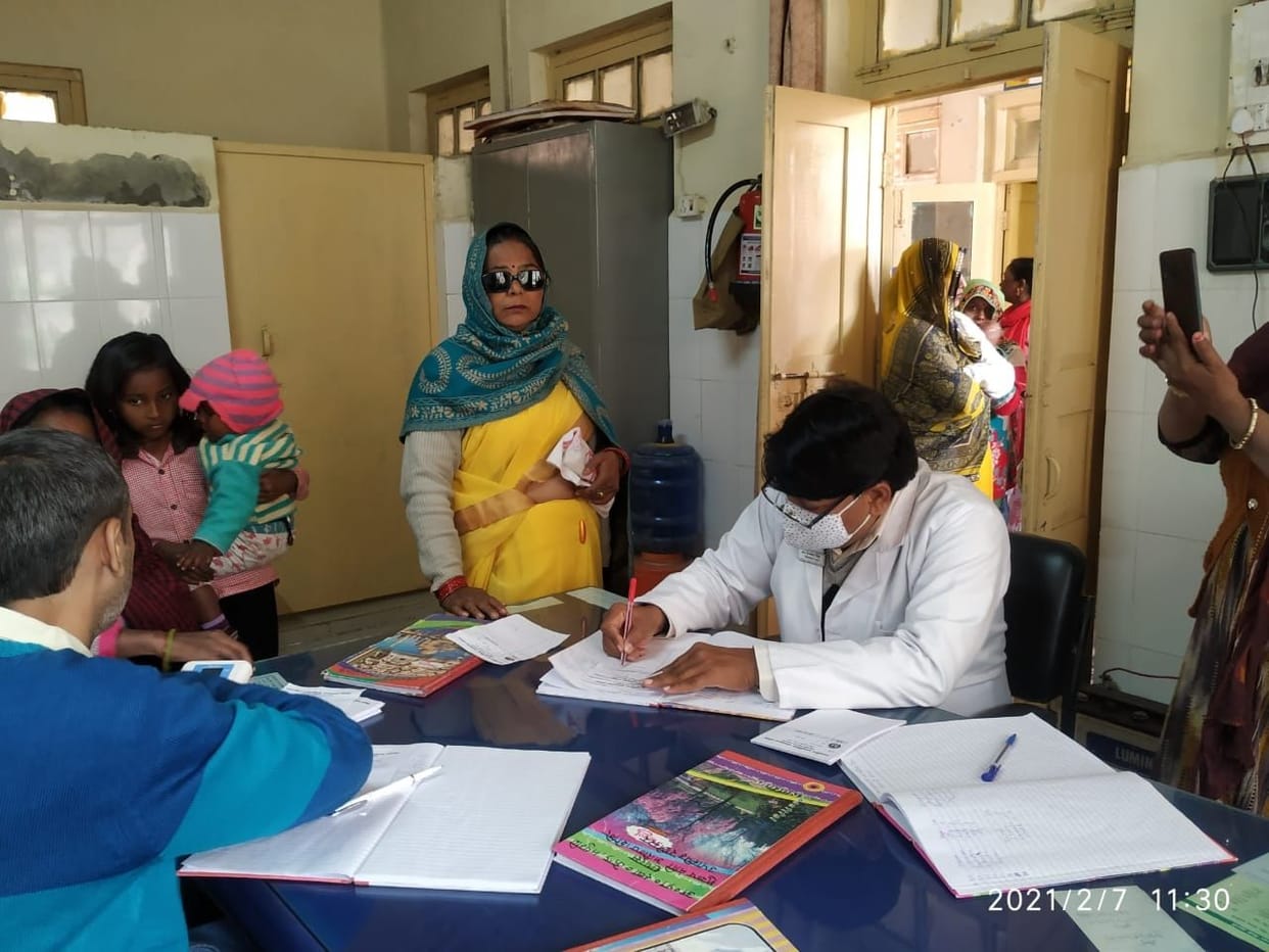 Hathras: 2,141 people tested health at Chief Minister Arogya Health Fair