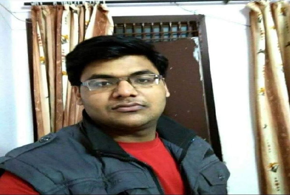 young man commits suicide in hotel room
