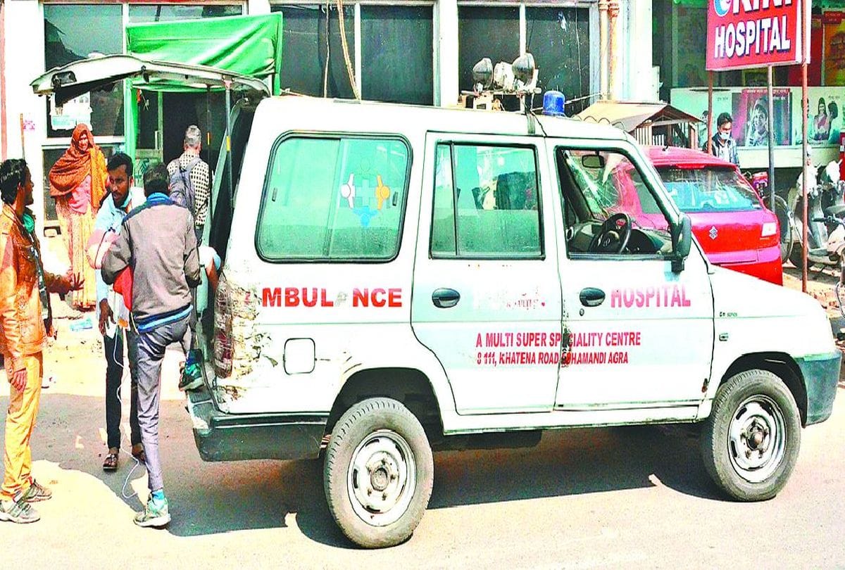 Risk On Road: Ambulance Run Without Fitness Patients Admited In Hospitals