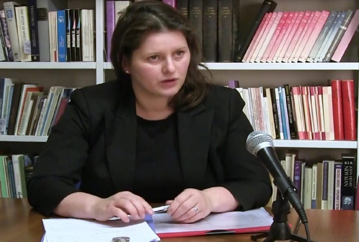Czechoslovakia minister calls corona epidemic worse than second world war