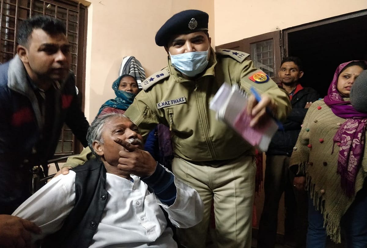 ghaziabad double murders case Struggle to save lives, deep wounds found in Dolly hands