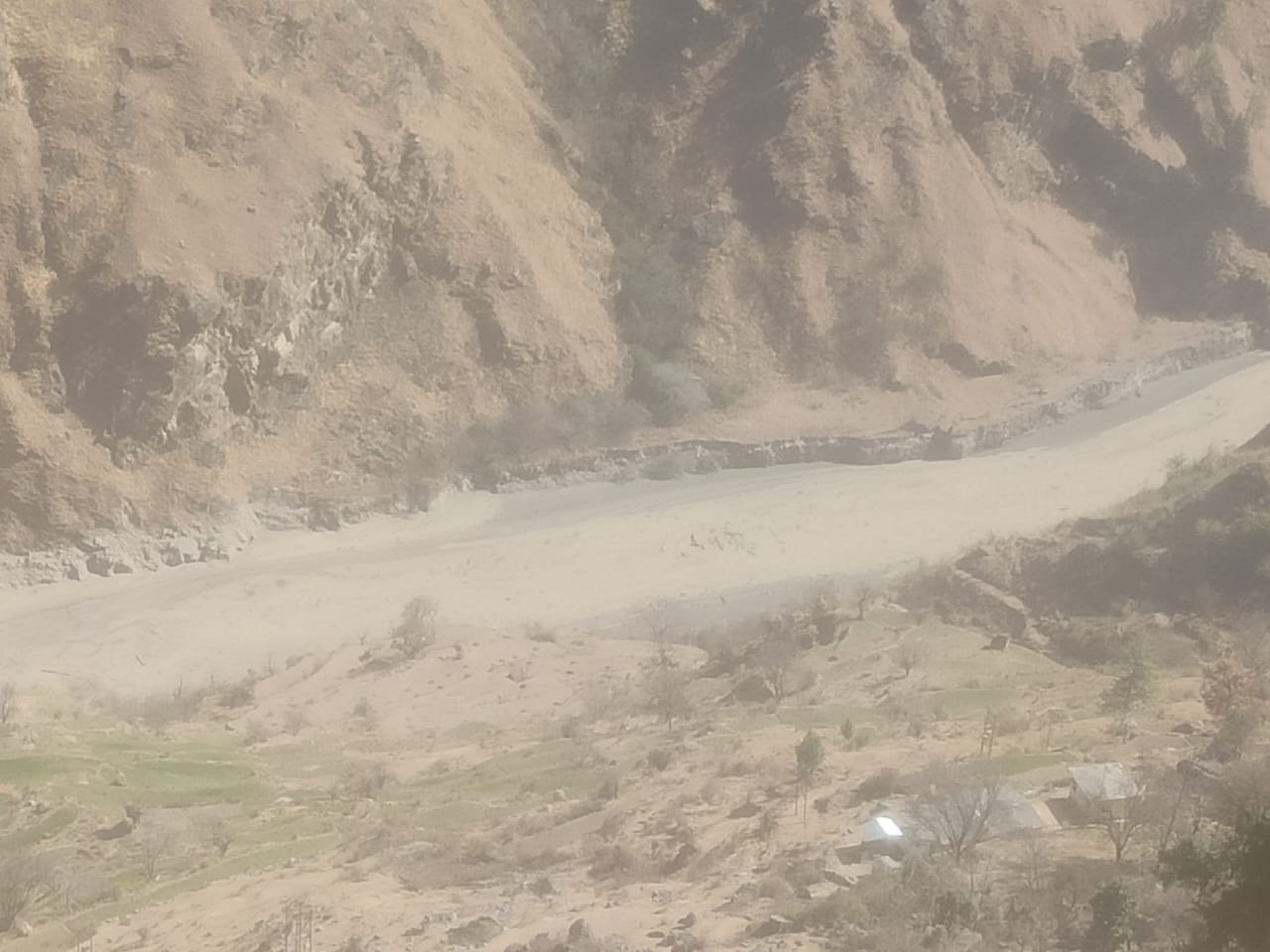 Uttarakhand Chamoli News Glacier burst First Time in Winter, Scientist Shocked