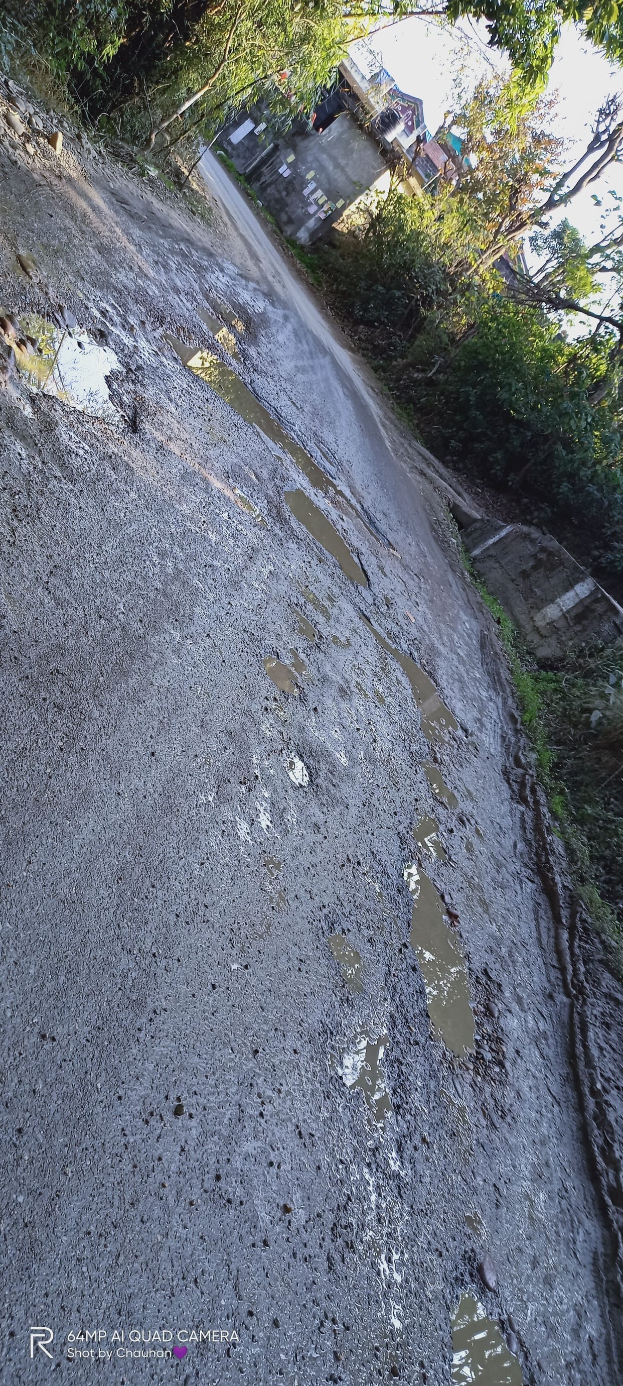 water pipe leekage on road in nadaun hamirpur