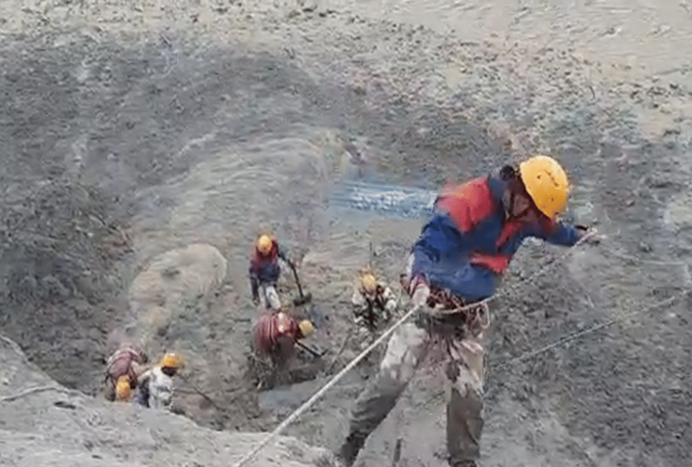 Uttarakhand Chamoli Glacier Burst News: Mobile Phone saved Labourers stuck in Tapovan Tunnel