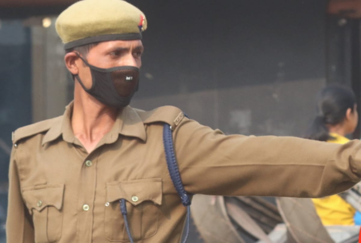 People upset due to Police adopted new formula to prevent vehicle theft in gorakhpur