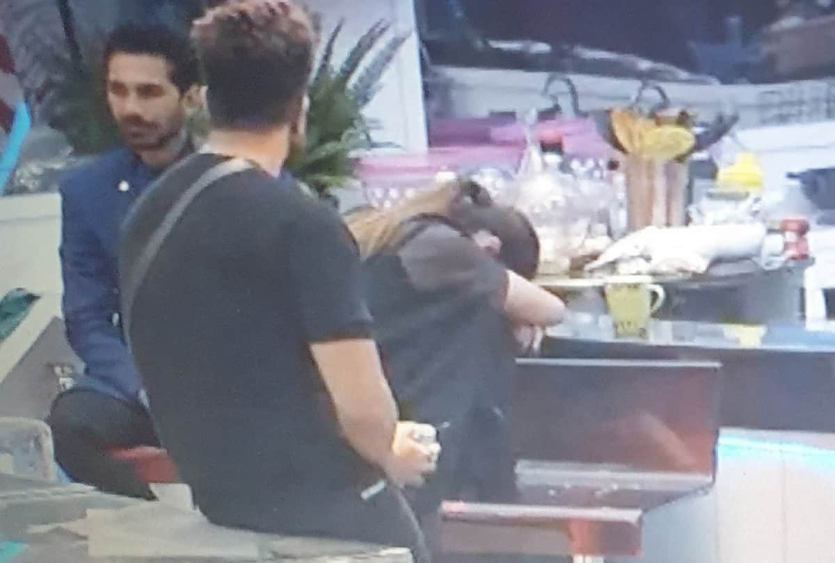 Bigg Boss 14 weekend ka waar Salman scolds Rubina Dilaik fans gets angry trends stop harassing Rubina