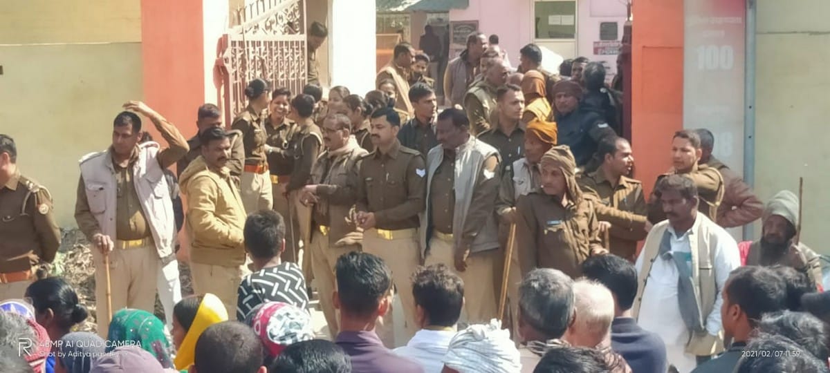 Villagers protest and surrounded after fir register in SC-ST Act in azamgarh