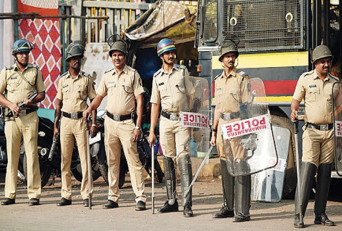 Rajasthan Former Chief Minister Vasundhara demanded punishment of the culprits for beating senior police officer