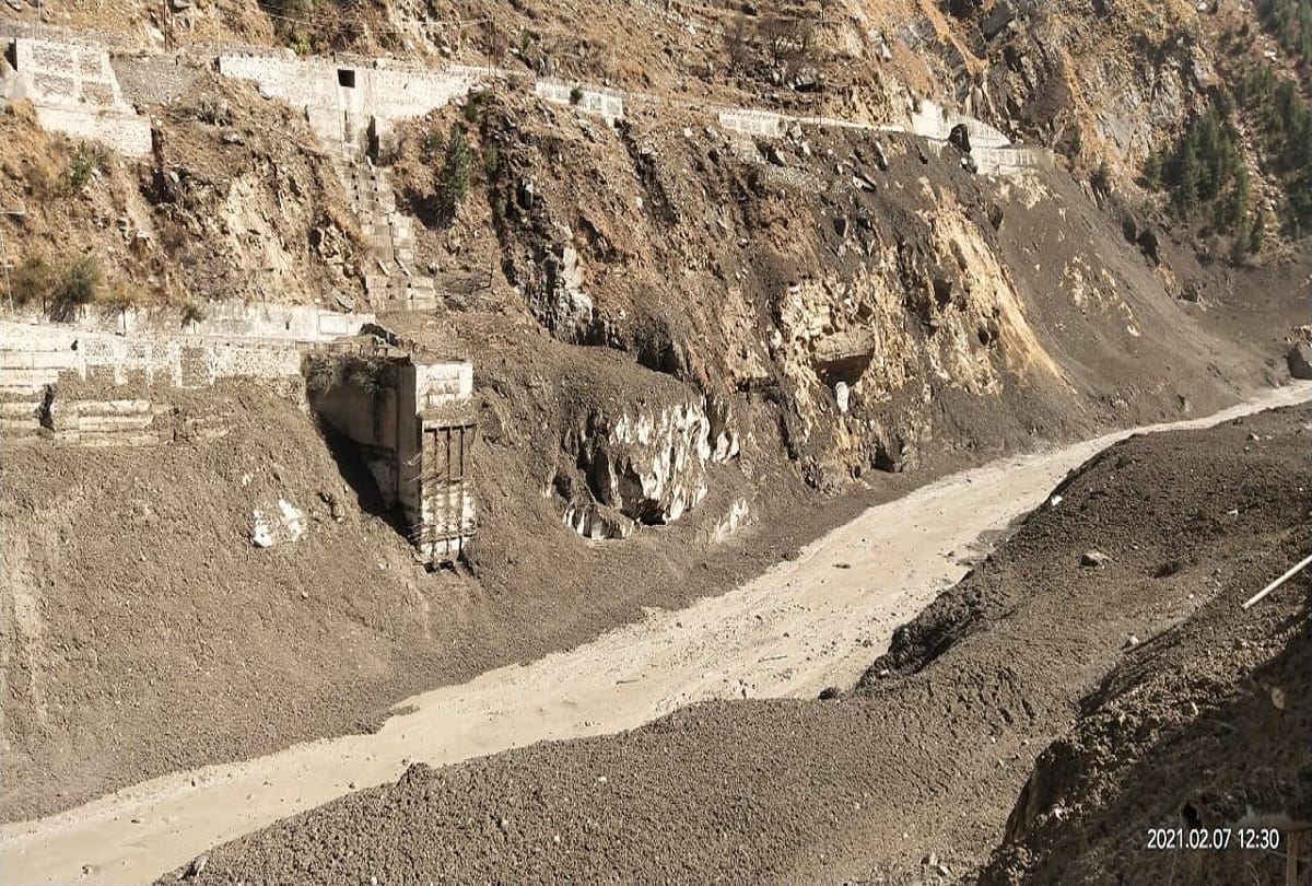 Chamoli Glacier breaks in Uttarakhand Causes Serious Damage With Avalanche