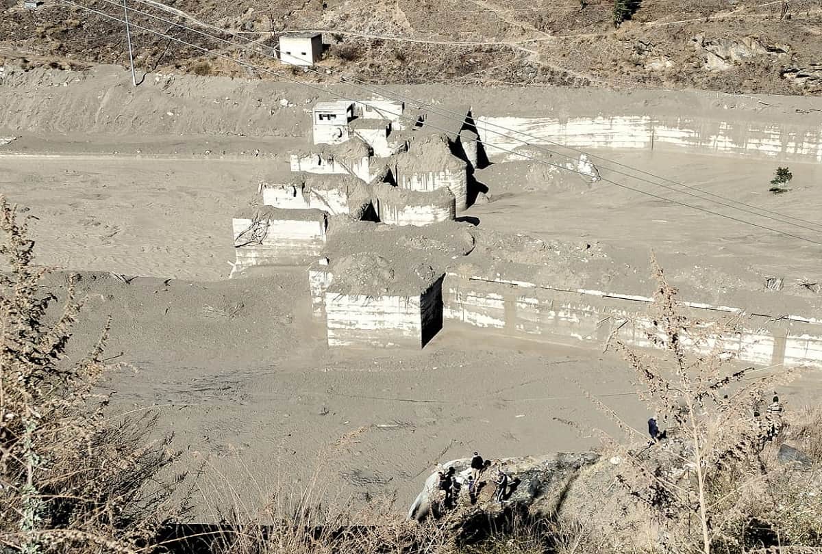 Chamoli Glacier breaks in Uttarakhand Causes Serious Damage With Avalanche