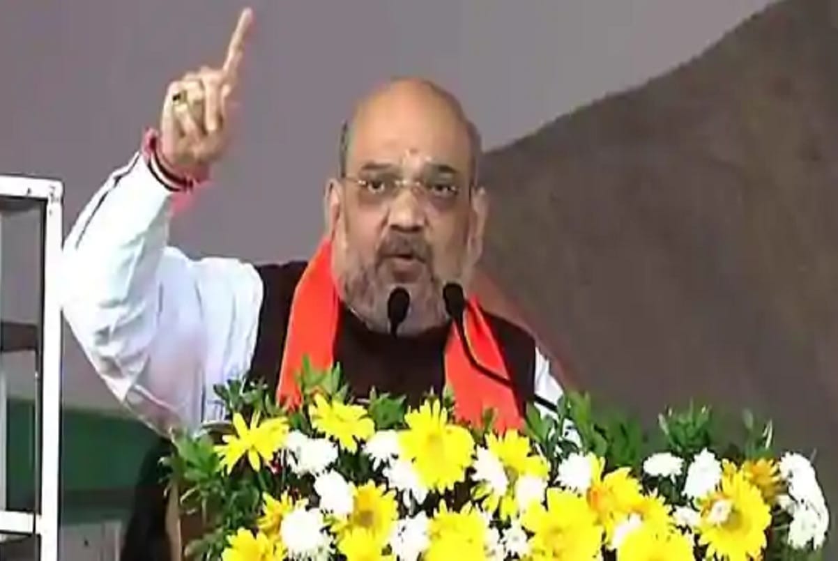 Union Home Minister Amit Shah lashes out at Maharashtra government calls MVA alliance three wheeler auto rickshaw