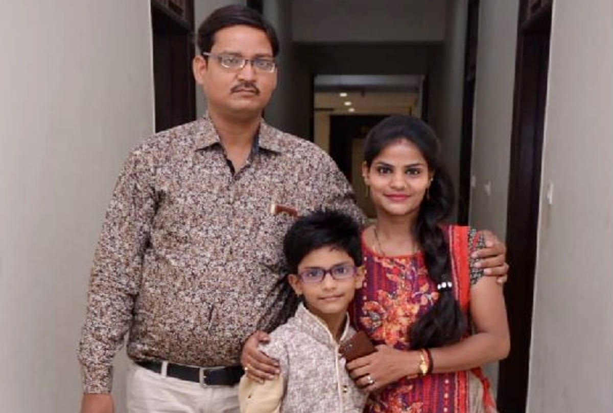 Businessman committed suicide after killing step son and wife in mathura