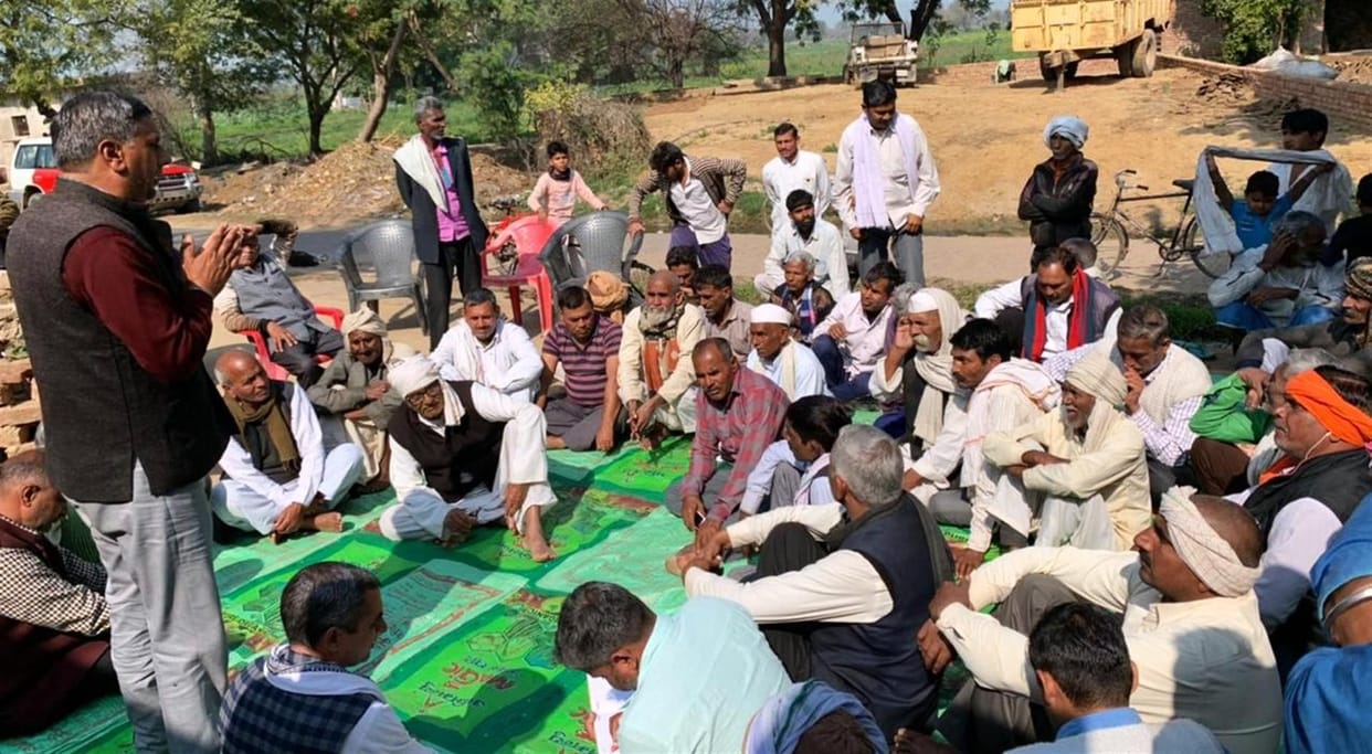 Hathras: village-to-village meetings for mahapanchayat in protest against agricultural laws