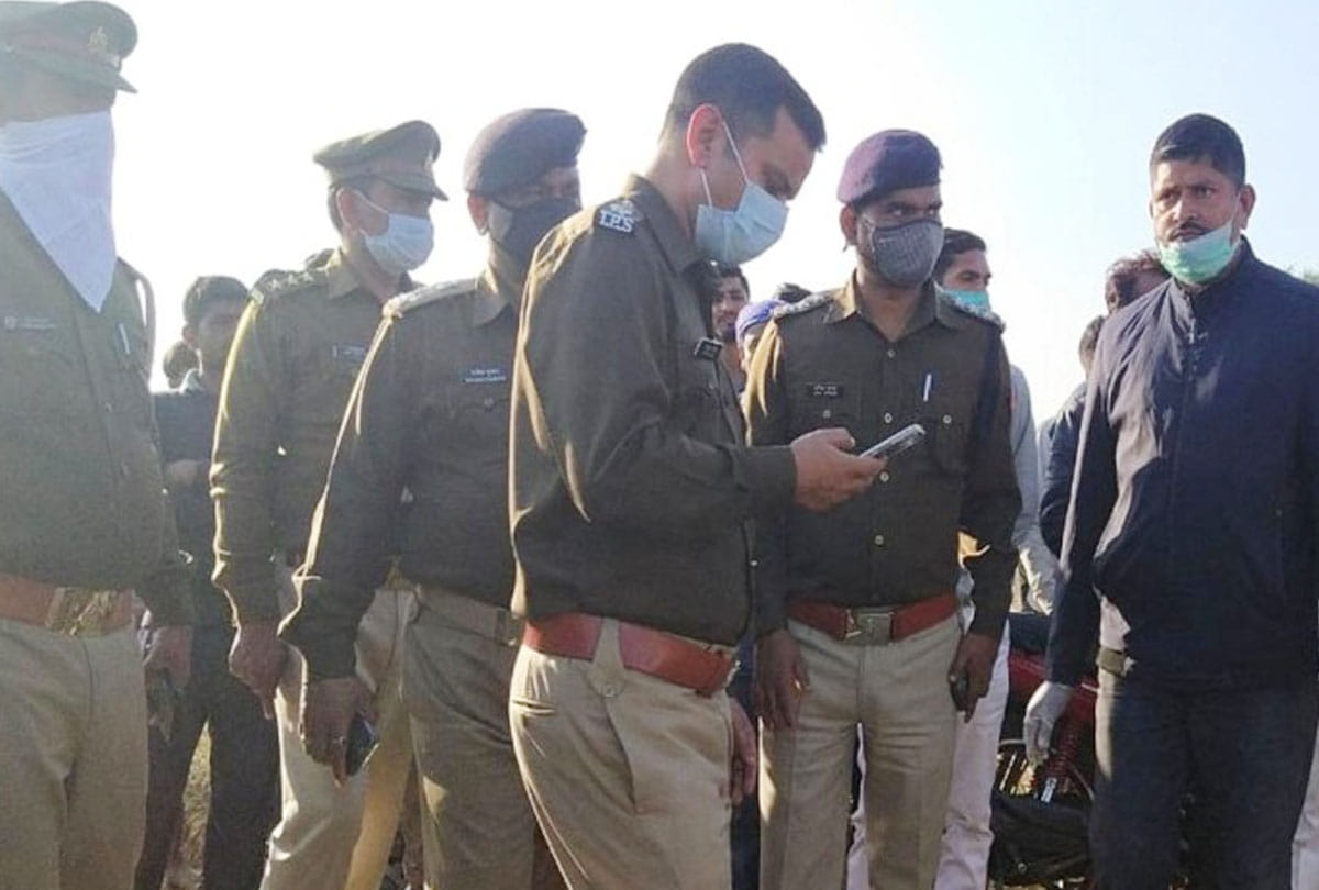Girl head recovered from well in fatehpur up