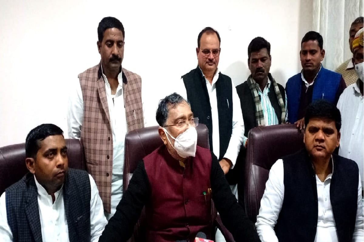 Leader opposition Ramgovind Chaudhary in Azamgarh targeted BJP government Purvanchal Expressway