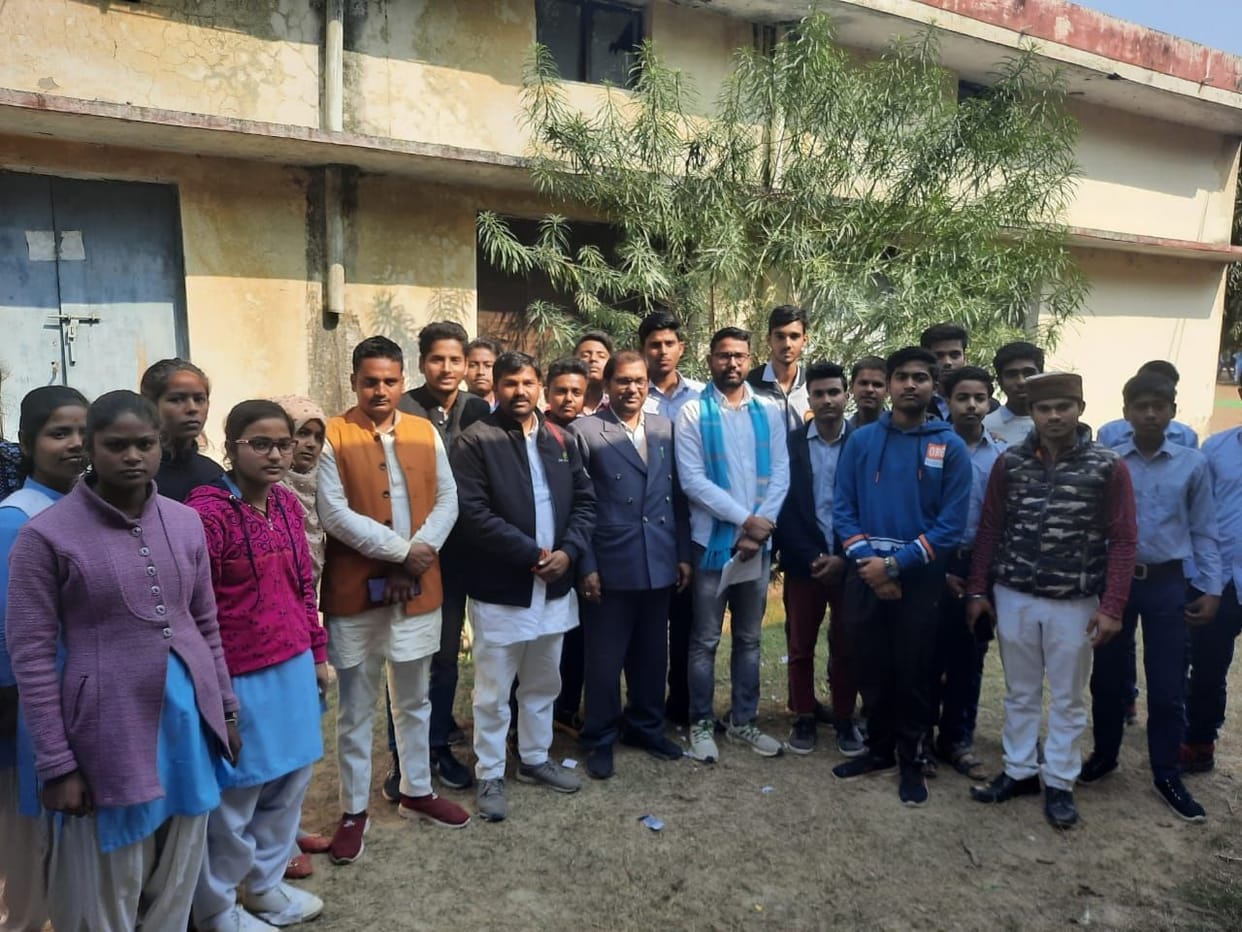 Ashutosh president and Saloni became ABVP minister