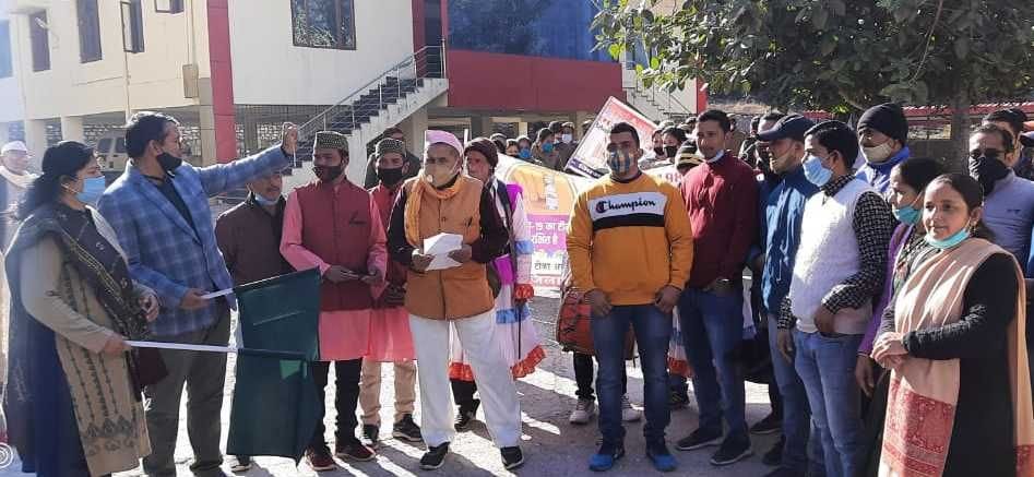 a rally was organised to spread awarness for corona vaccination