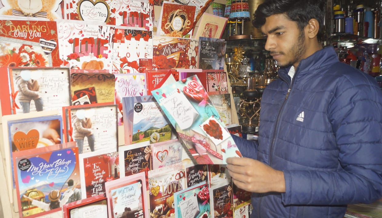 valentine week : people proposed their love one's through greeting cards