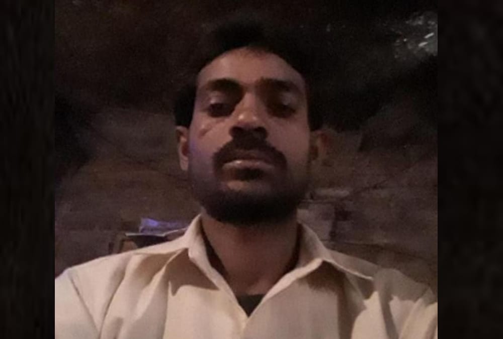 A man burned alive when a bike catches fire in kakori in Lucknow.