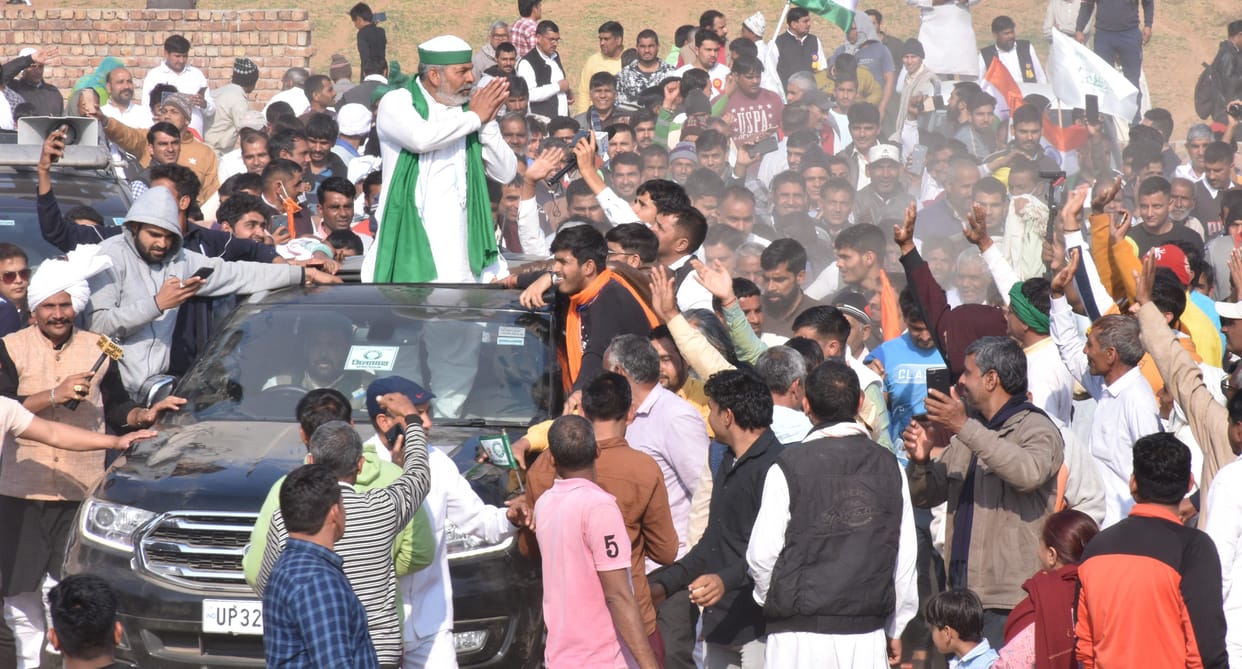 kisan mahapanchyat, farmers leader rakesh tikait, people gathering