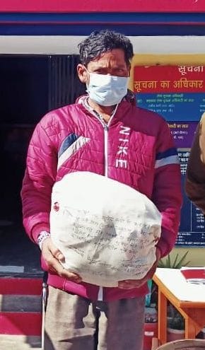 Police arrested an accused with five kilos of 300 grams of charas