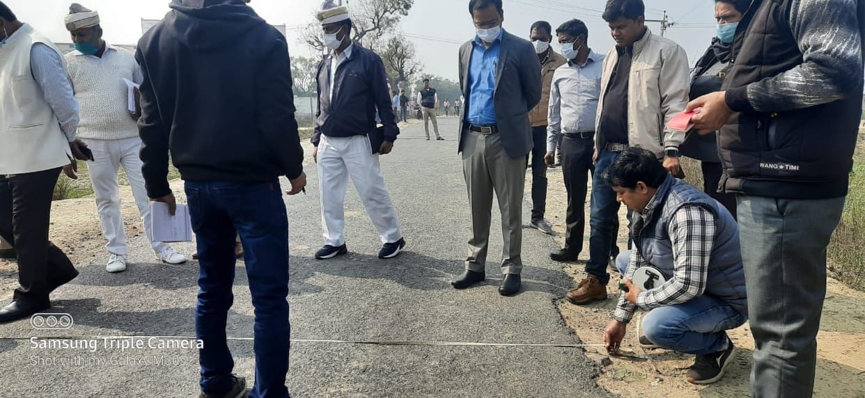 sasni-vijaygarh approach road construction is not standard