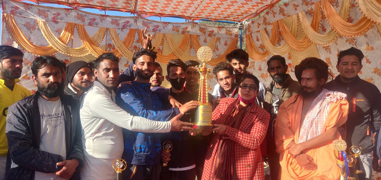 Royal Wins Cricket Match in Ranikhet
