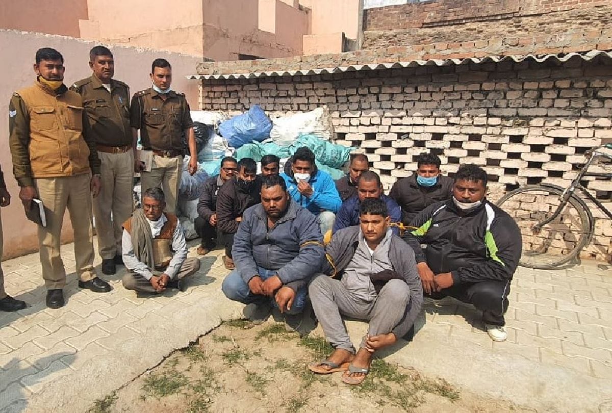 Police busted illegal liquor factory in agra