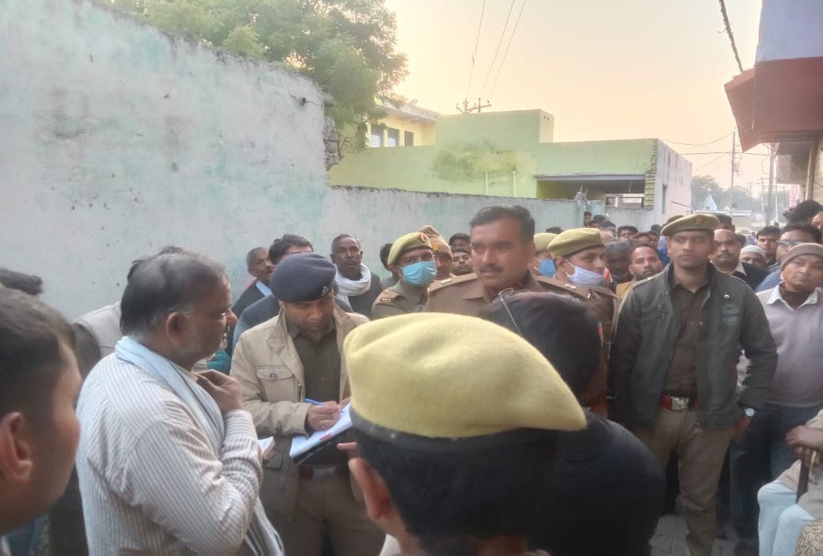 man committed suicide after killing son and wife in mathura