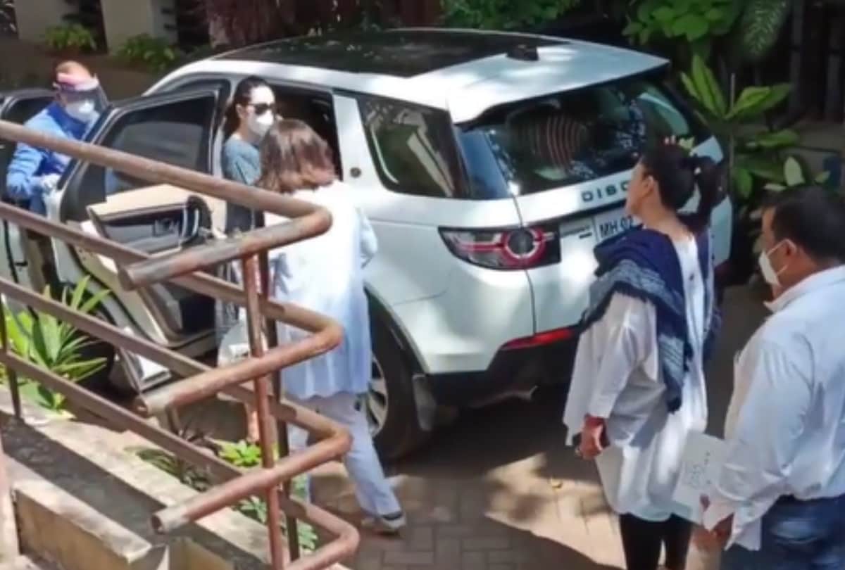 Rajiv Kapoor passed away: Kareena, karishma spotted at funeral