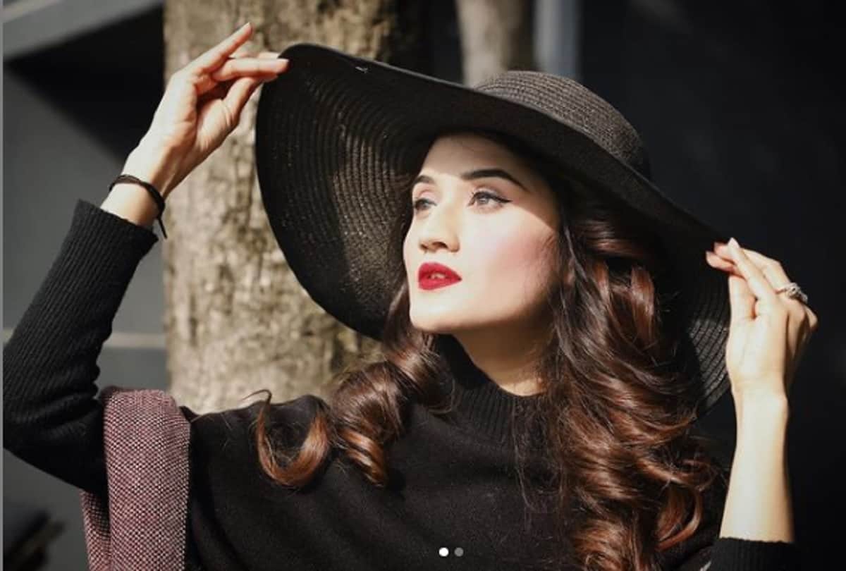 Union HRD Minister Ramesh Pokhriyal's daughter Arushi Nishank all set to make Bollywood debut with Taapsee and Bhumi, Pics out