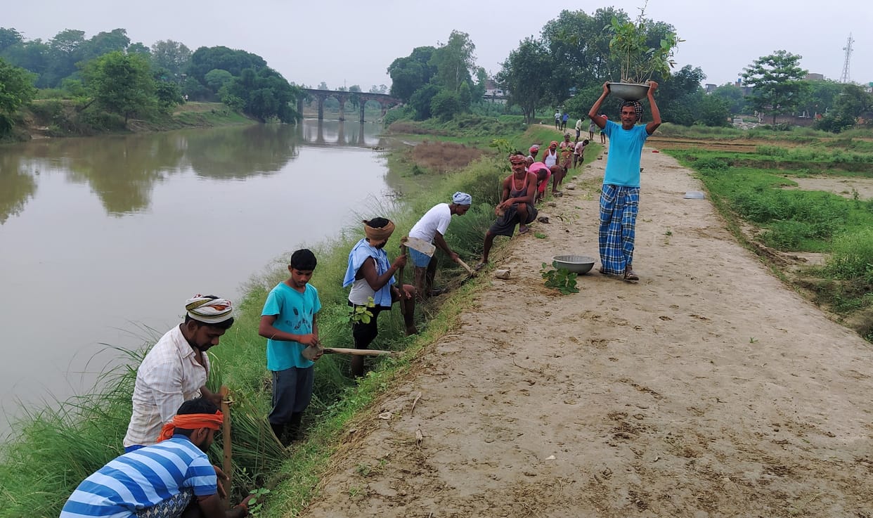 Azamgarh: 150 farmers got relief from Tamsa floods after a long time