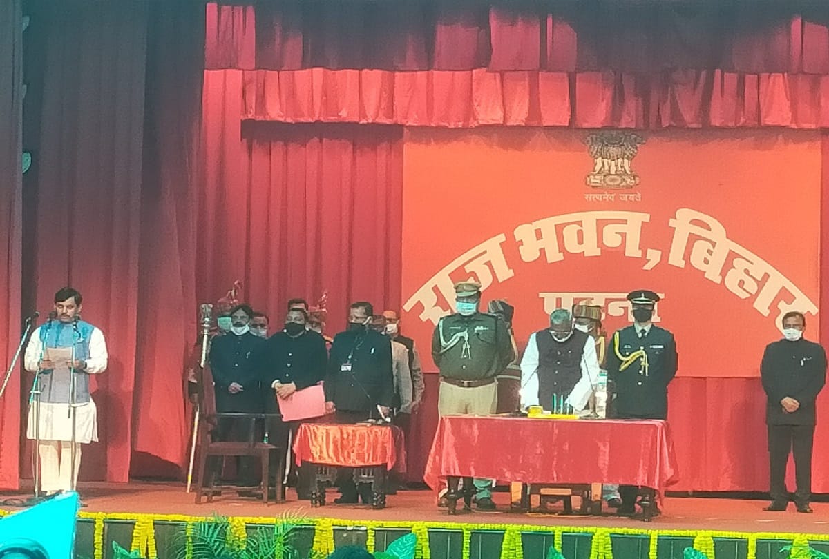 bihar cabinet expansion today updates here you know leaders from bjp and jdu taking oath as minister