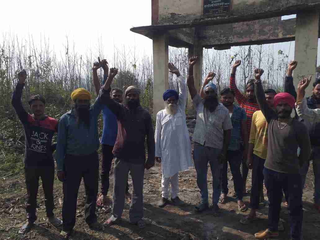 Villagers demonstrated to have cremation site