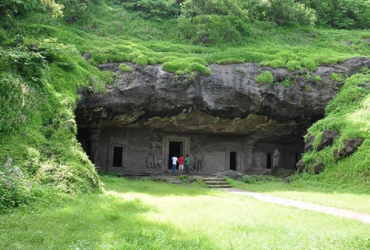 Elephanta Caves to visit UNESCO World Heritage site