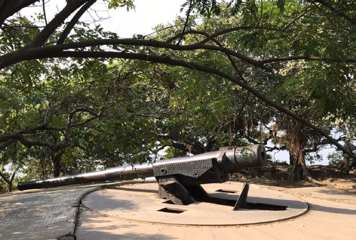 Elephanta Caves to visit UNESCO World Heritage site