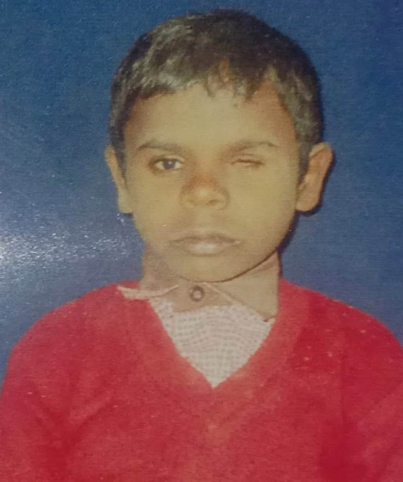 kamare mein golee maarakar kaksha teen ke chhaatr kee hatya