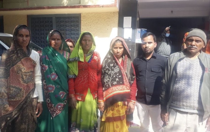 Women reached the municipal corporation with the problem of water logging