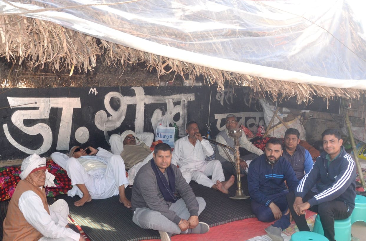 Farmers reached the protest site after taking out a procession