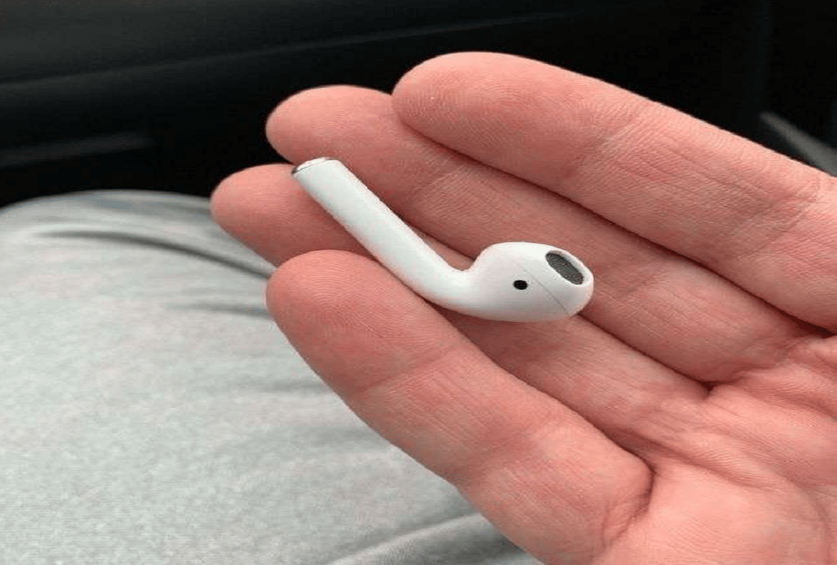 us man swallows apple airpod in sleep